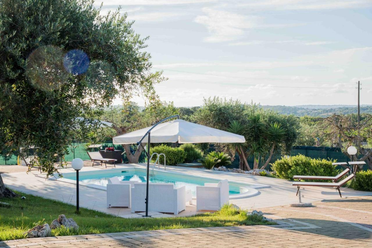 Trullo Malvischi Residence With Pool อัลเบโรเบลโล ภายนอก รูปภาพ